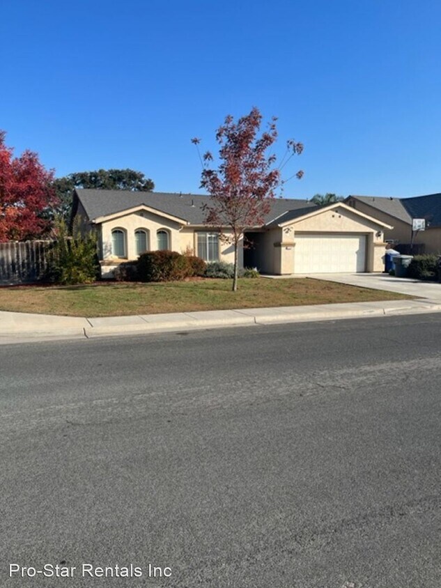 4 br, 2 bath House 2325 Ranier Way House Rental in Hanford, CA