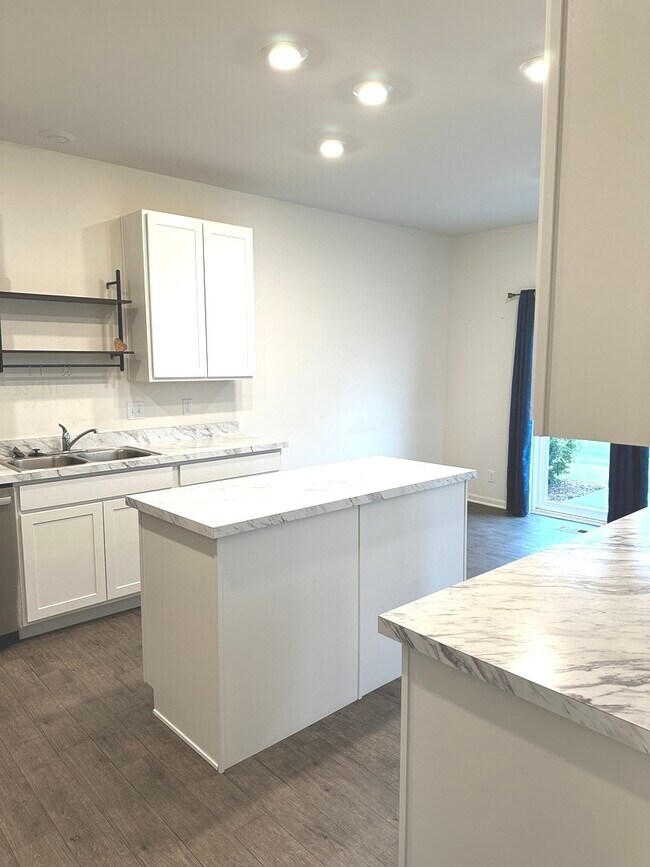 Foto del edificio - 8533 Stillwater Rd