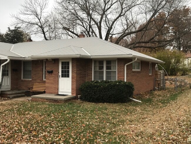 Photo - 3370 s 81st ave Townhome