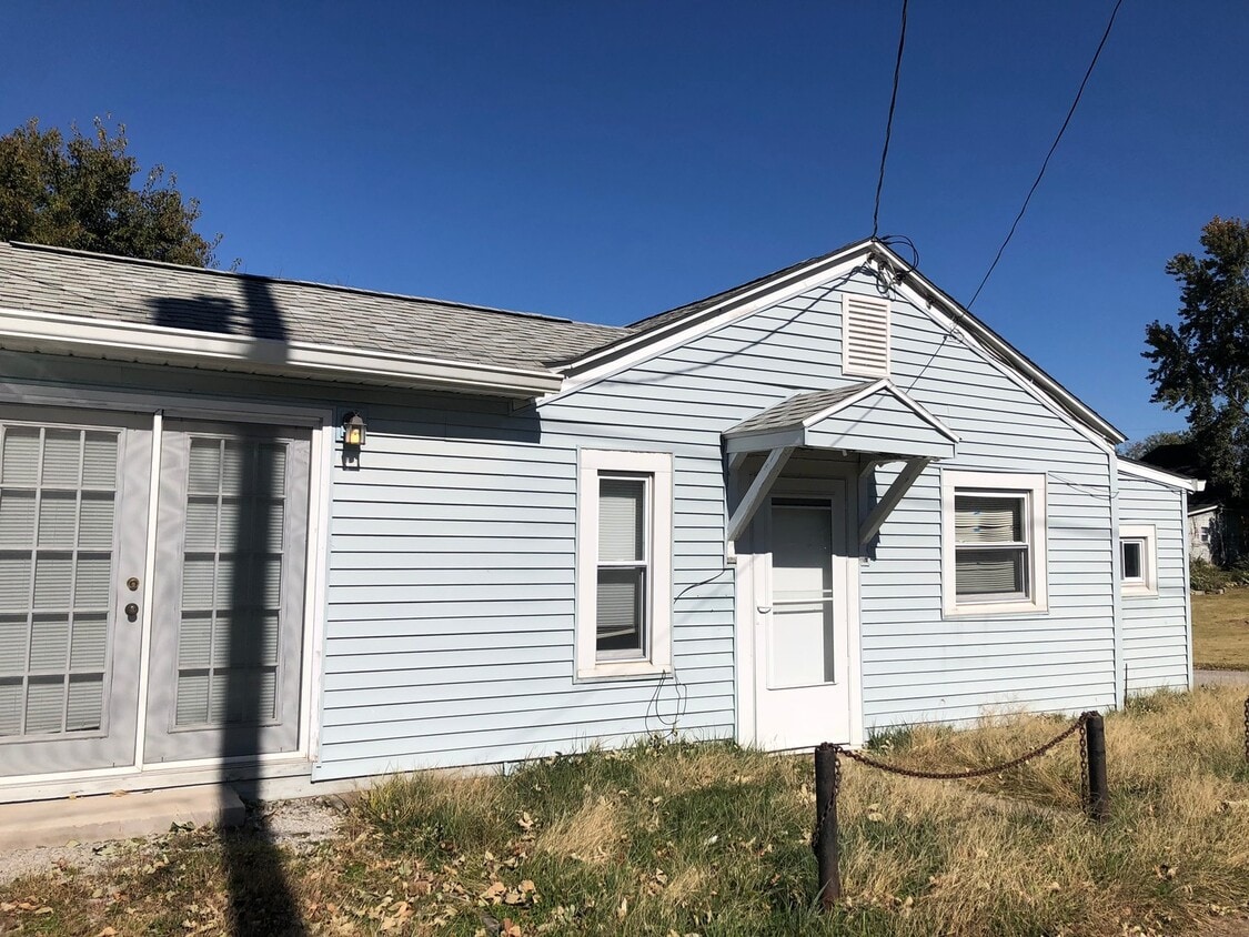 Building Photo - 1223/1225 10th Street