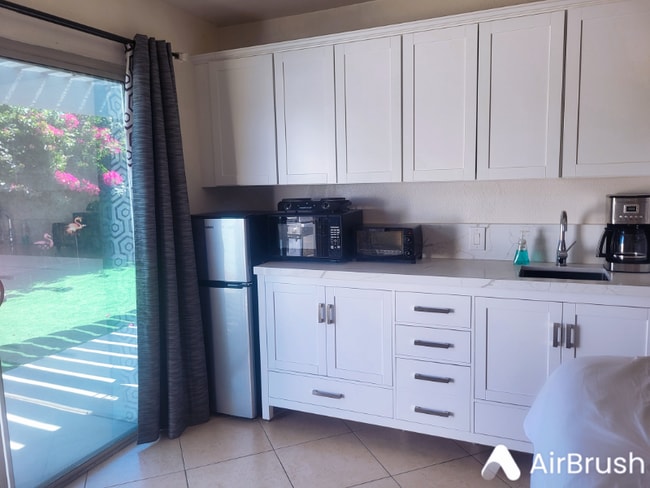 Foto del edificio - 72883 Sierra Vista Dr