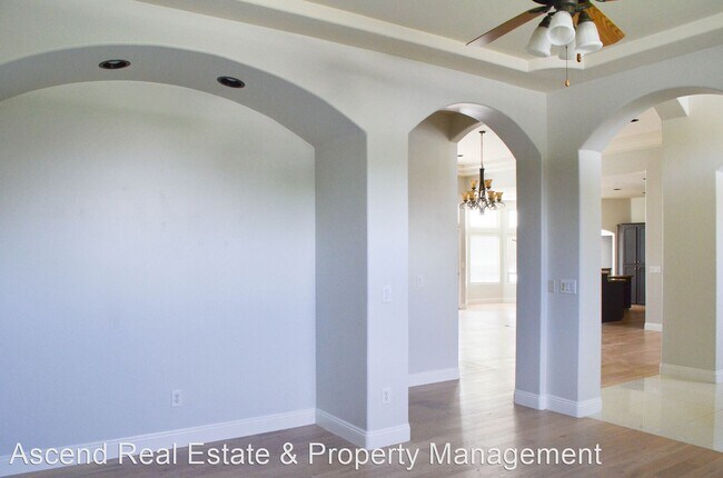 Foto del edificio - 3 br, 2.5 bath House - 5507 Brigadoon Ln