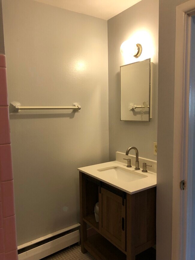 Foto del edificio - 1 Bedroom Apartment-St. Francis