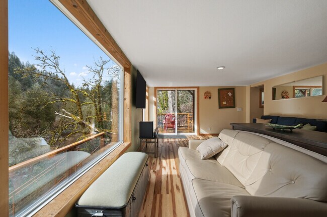 Foto del edificio - 11582 Washougal River Rd