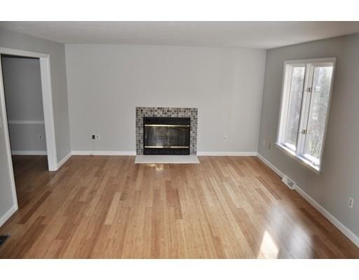 Building Photo - 82 Metropolitan Ave