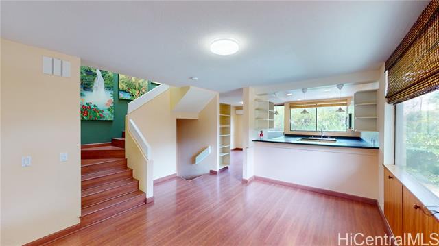 Building Photo - 123 Maunalua Ave