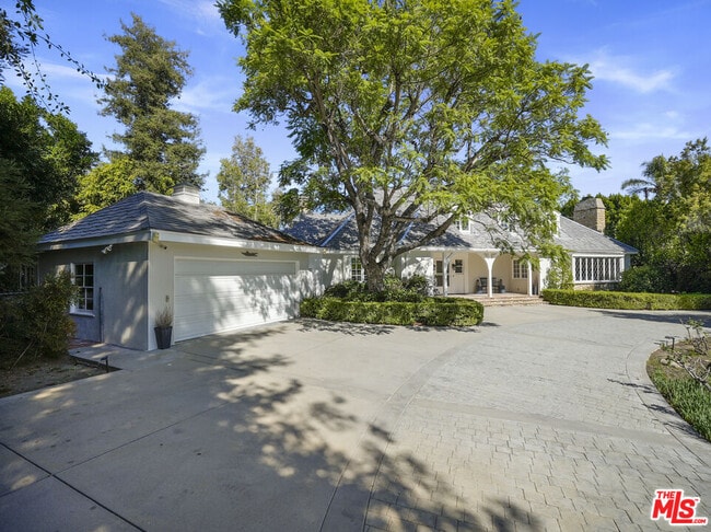 Foto del edificio - 13161 Addison St