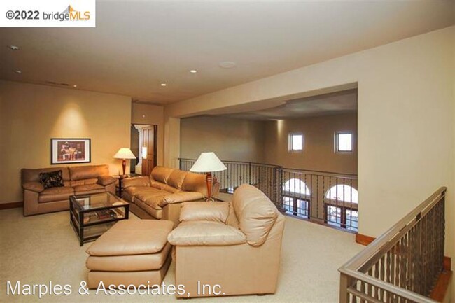 Foto del edificio - 4 br, 3 bath House - 3989 Bolinas Place