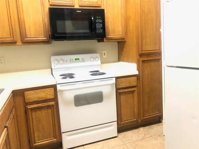 Foto del edificio - 2216 Millstone Dr