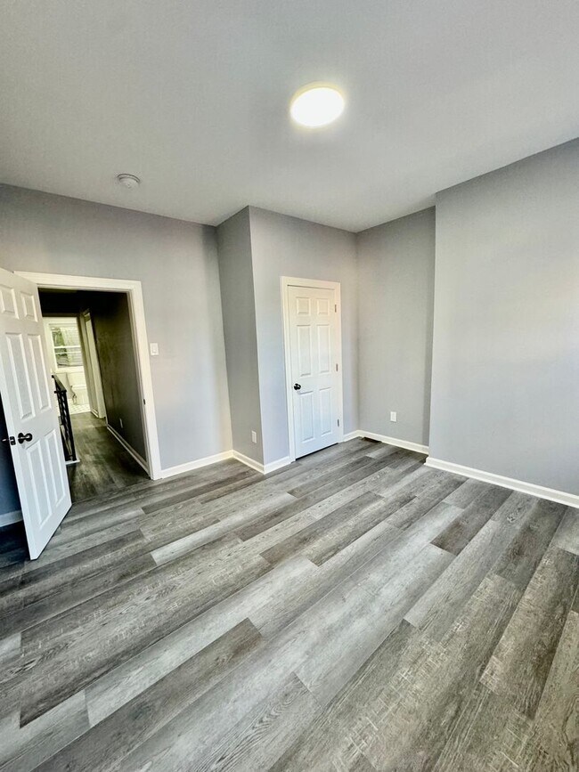 Building Photo - Anika Homes 2 Bedroom