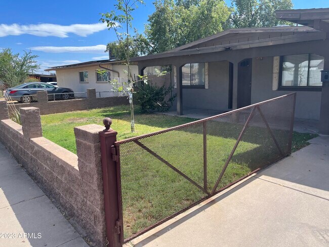 Foto del edificio - 11430 N 21st Ave
