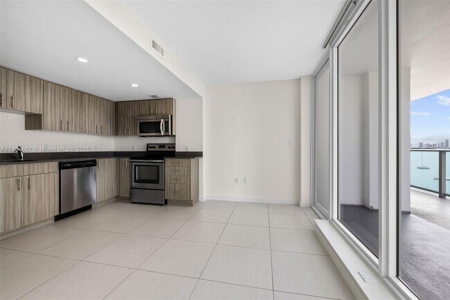 Foto del edificio - 910 West Ave