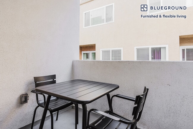 Foto del edificio - 11011 Otsego St