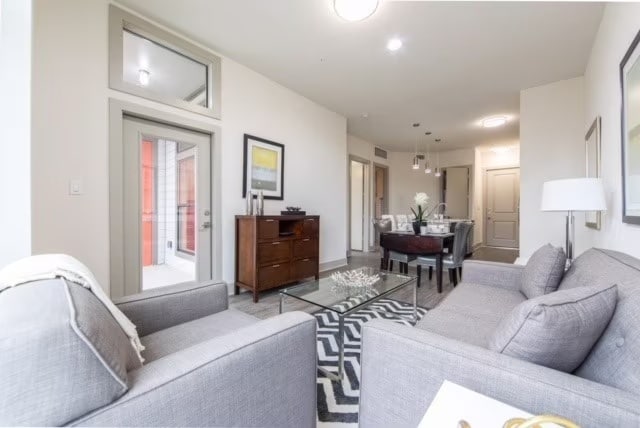 Building Photo - Midtown Vibes, Modern Comfort