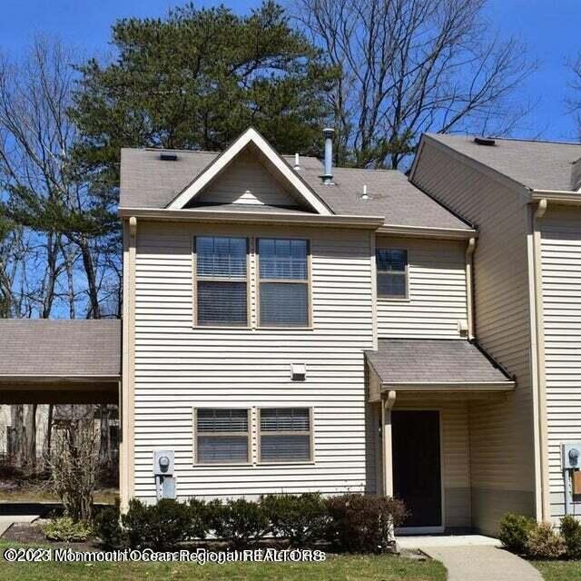 Primary Photo - 106 Whispering Oaks Way