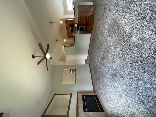 Building Photo - 3609 Roanoke Ave