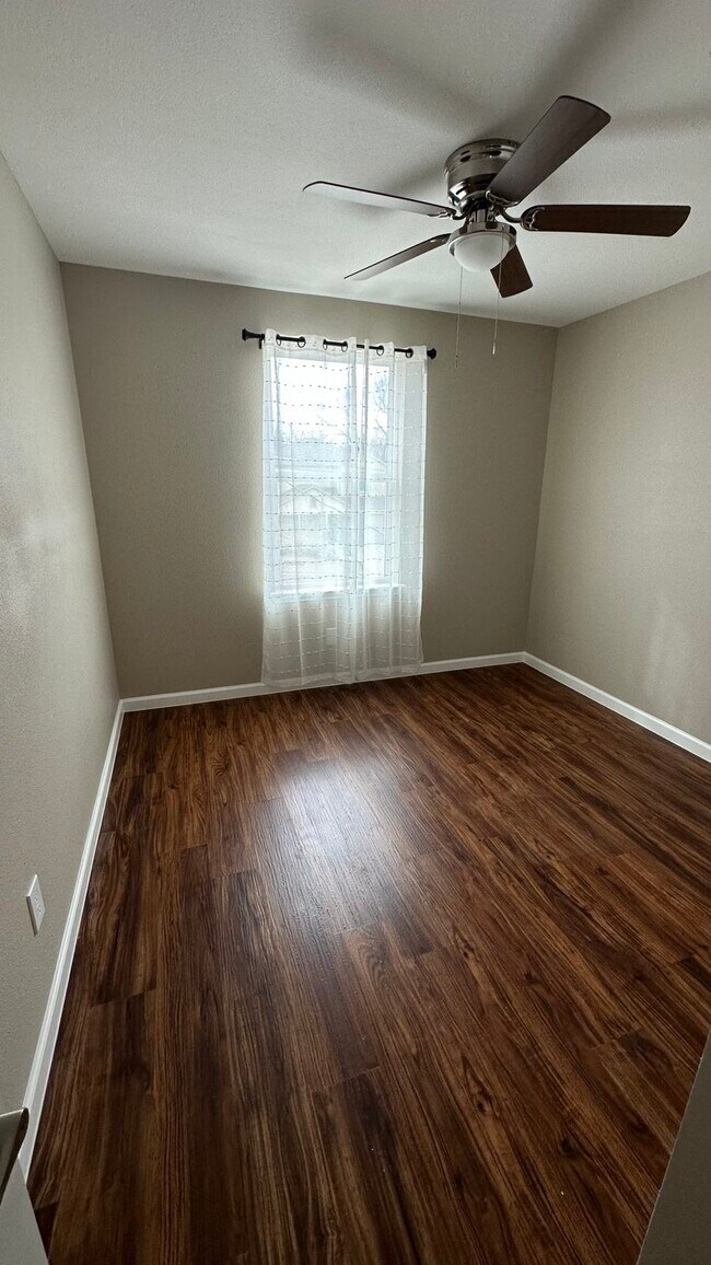 Foto del edificio - 420 N Denley Dr