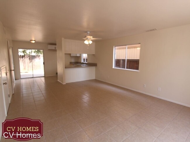 Foto del edificio - 4781 N Polk Ave