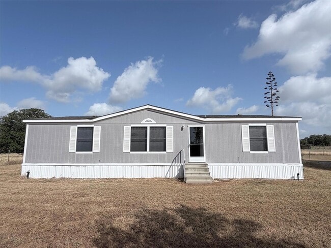 Building Photo - 499 Mt Pleasant Rd