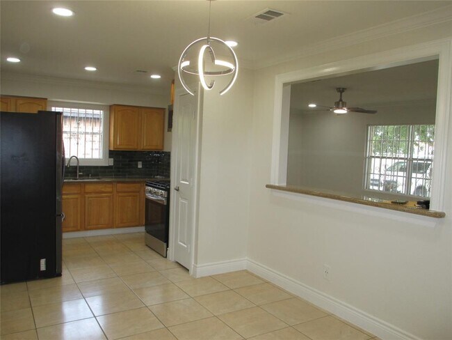 Foto del edificio - 8818 Barton St