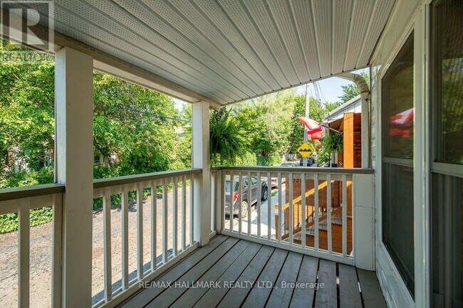 Building Photo - 527 Craven Rd
