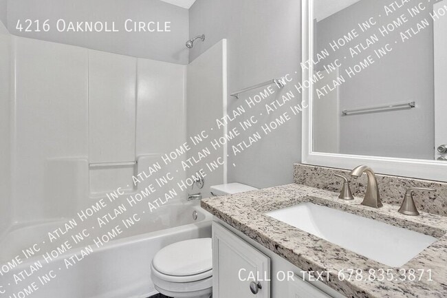 Building Photo - 4216 Oaknoll Cir