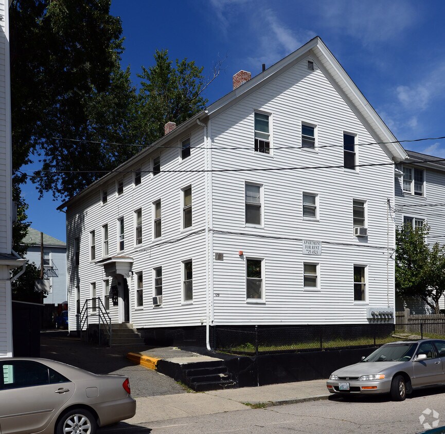 Foto principal - 129 Garfield St