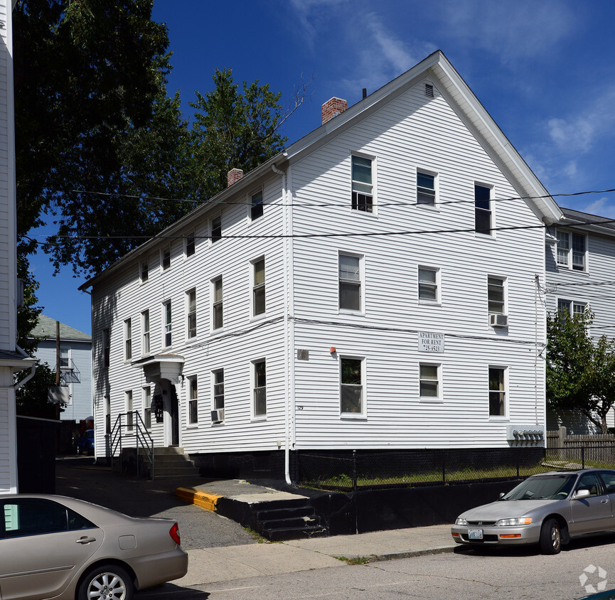 Primary Photo - 129 Garfield St