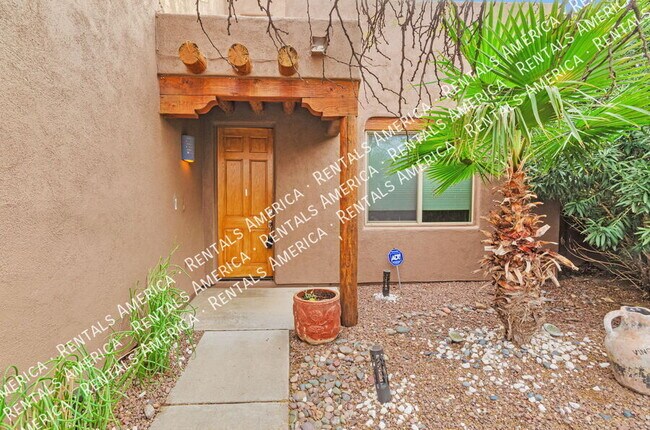 Foto del edificio - 2974 N Cardell Cir