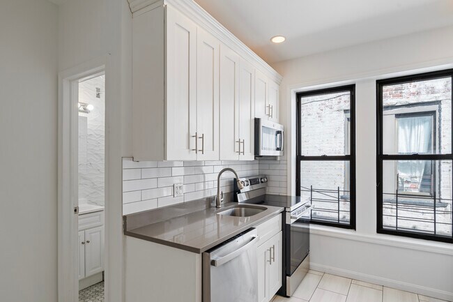 Cocina - 2077 Dean St