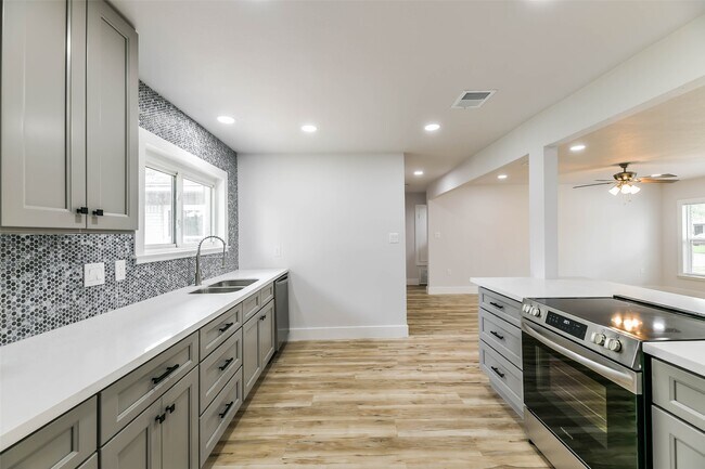 Foto del edificio - 2014 15th Ave N