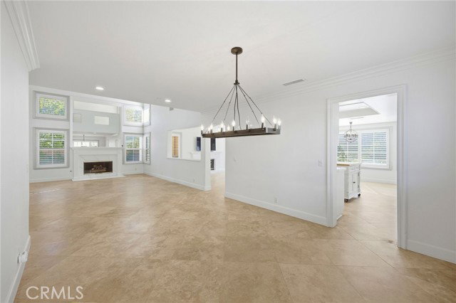 Building Photo - 733 Avenida Azor