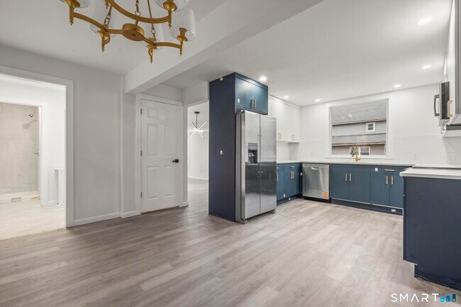 Foto del edificio - 93 Sunnyside Ave