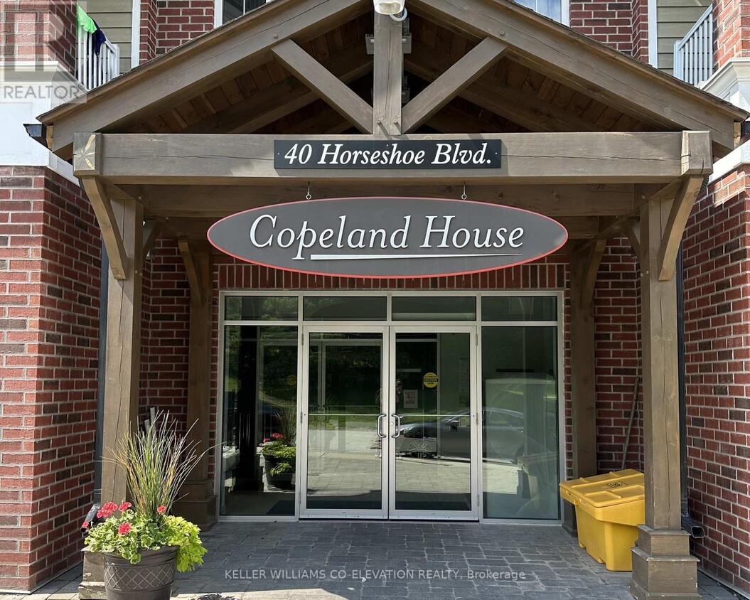 Building Entrance - 40 Horseshoe Blvd