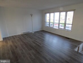 Building Photo - 3712 Mechanicsville Pl