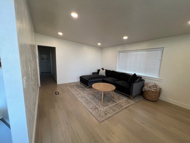 Foto del edificio - 1451 Lynnwood Ave