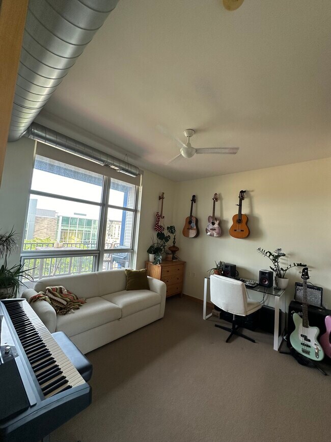 Foto del edificio - 1211 Lagoon Ave
