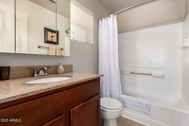 Foto del edificio - 14145 N 92nd St
