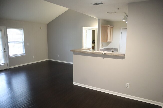 Foto del edificio - 7701 Timberlin Park Blvd