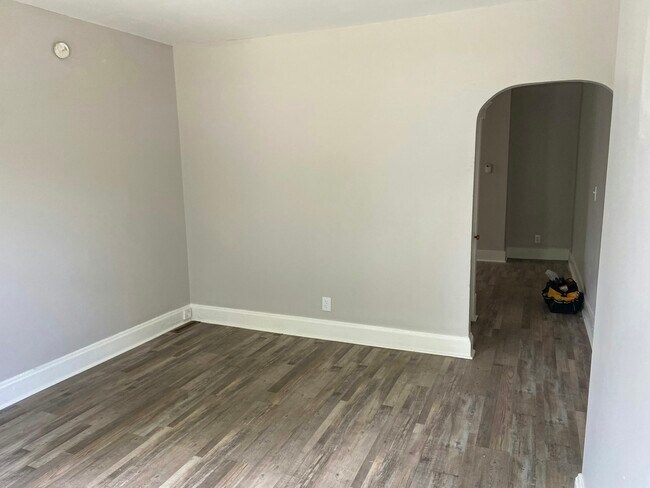 Foto del edificio - 89 Dana Avenue, Unit 89 Dana Ave