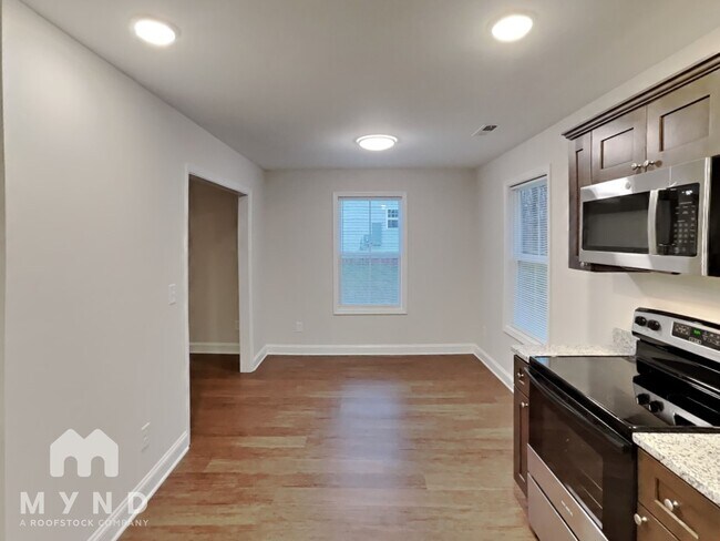 Foto del edificio - 561 Westside Cir