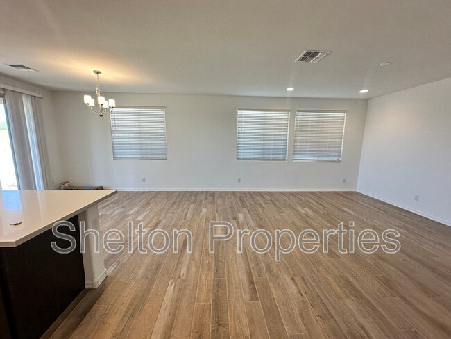 Foto del edificio - 14360 W Alameda Dr