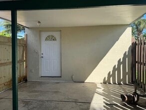 Building Photo - 1767 NE 49th Ct