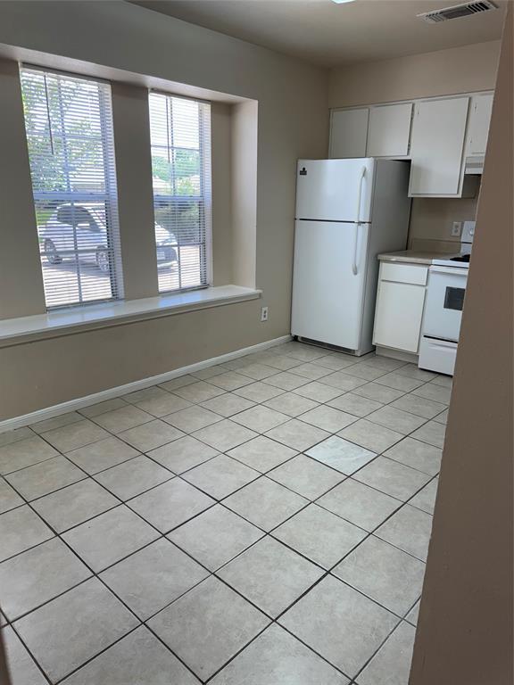 Building Photo - 6606 Tamar Dr