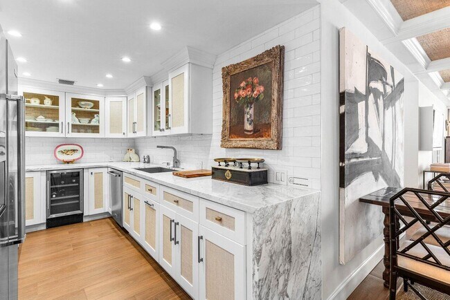 Foto del edificio - 2773 S Ocean Blvd