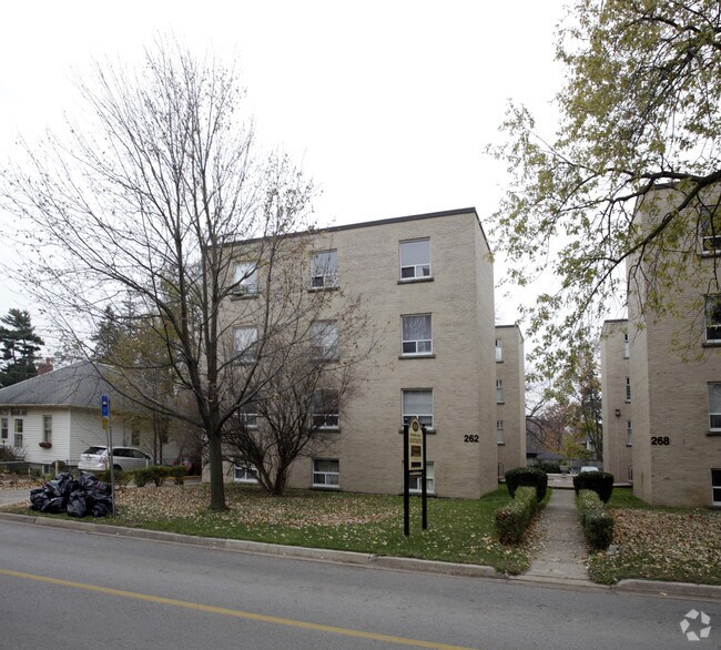 Foto principal - Parklane Apartments