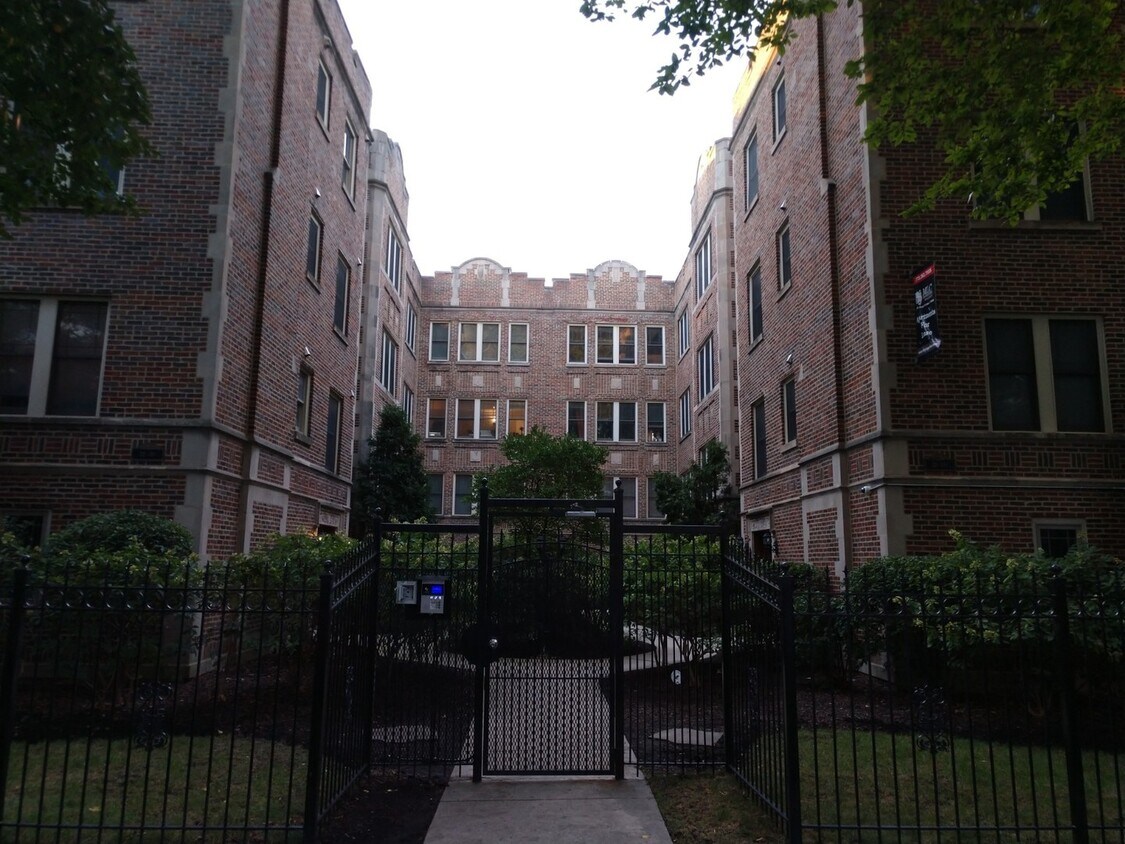 126 Callan Ave Unit 2B, Evanston, IL 60202 Apartment for Rent in
