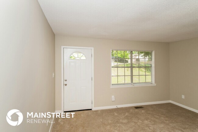 Building Photo - 436 15th Ln NW