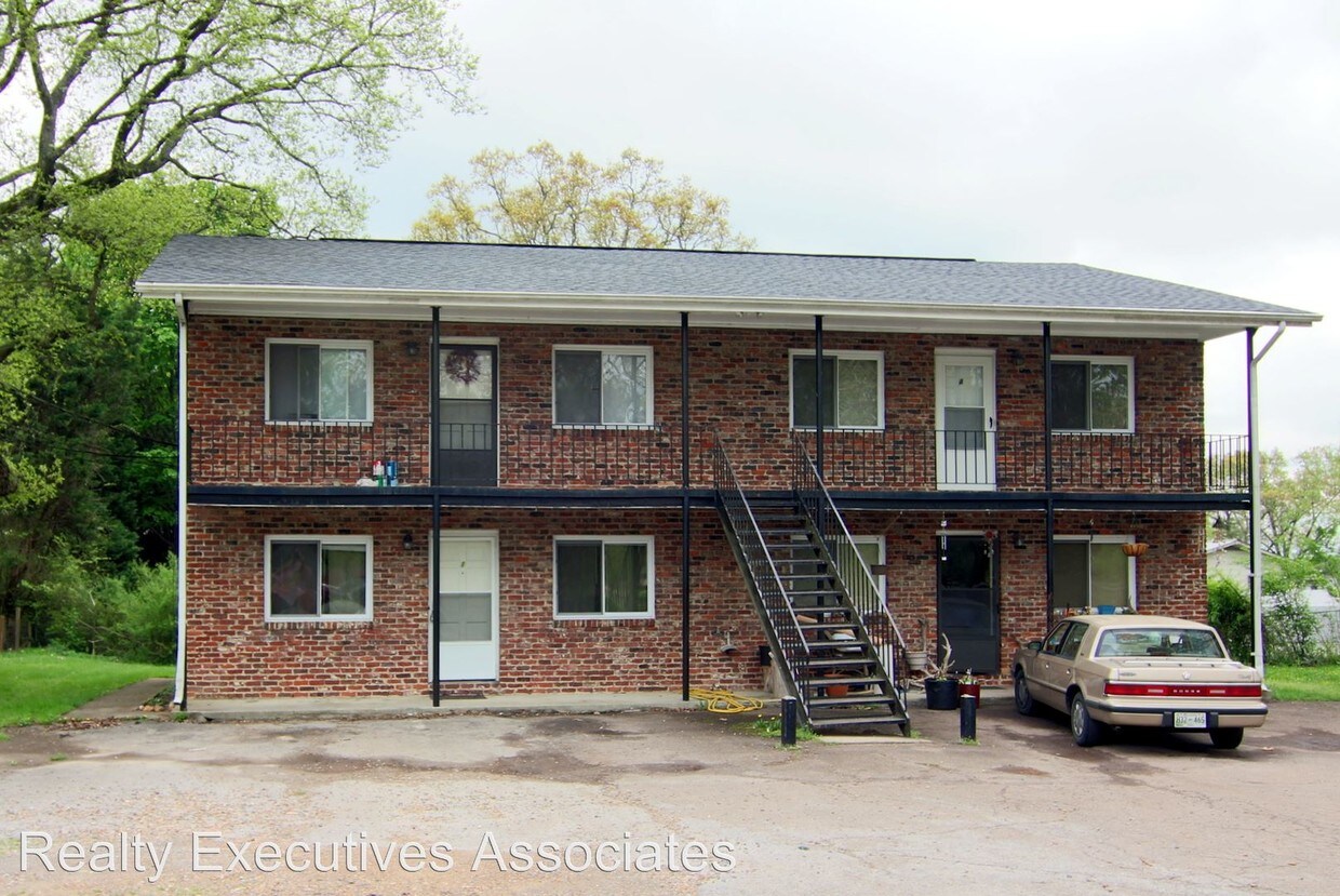 5639 Lon Roberts Dr, Knoxville, TN 37918 House for Rent in Knoxville