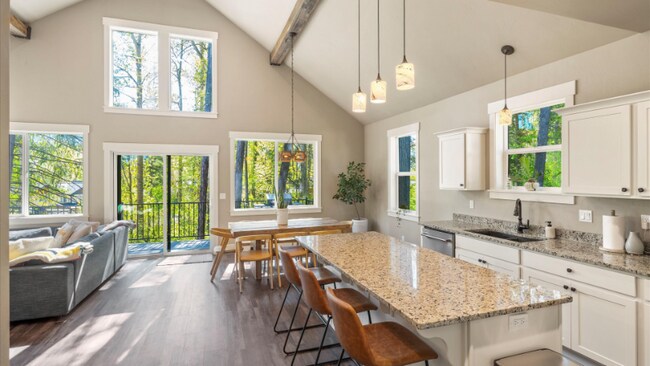 Foto del edificio - 58 Cedar Pointe Lp